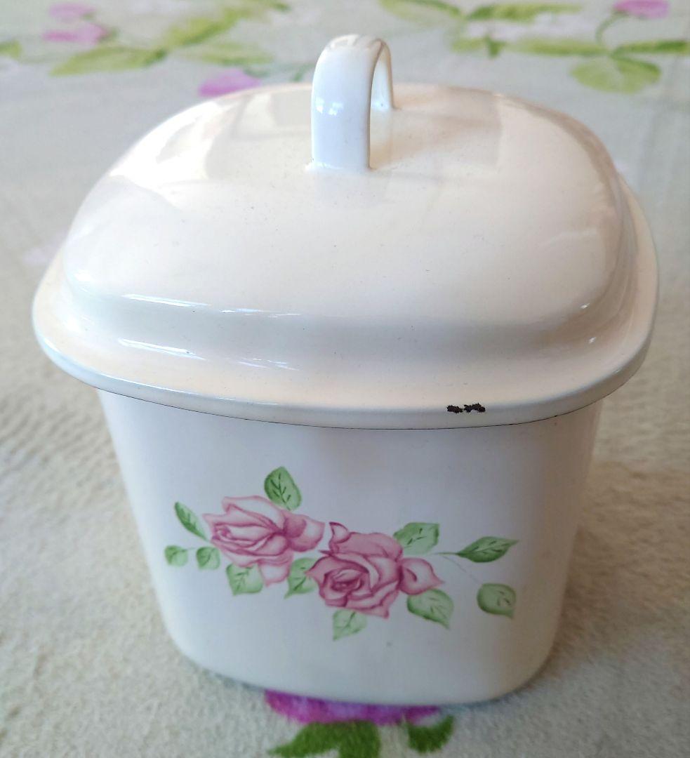 バラの花柄陶器保存容器 - メルカリ