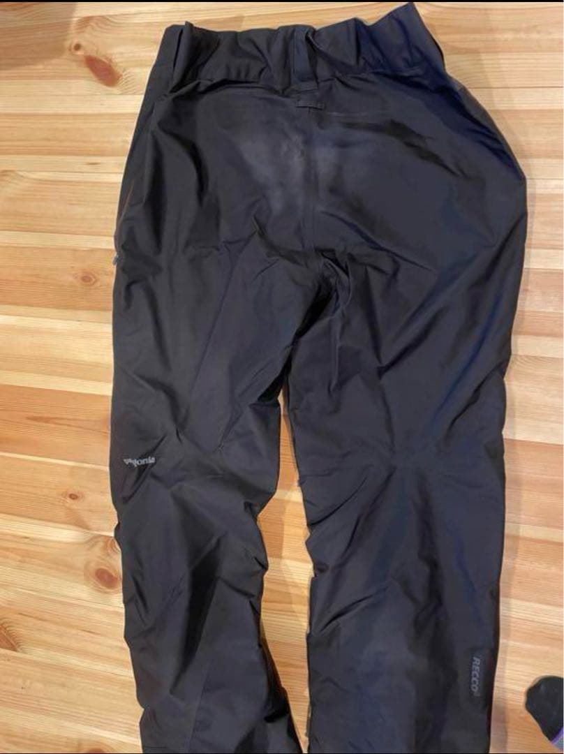 【最終値下】パタゴニアパンツ　スノーボード　スキー