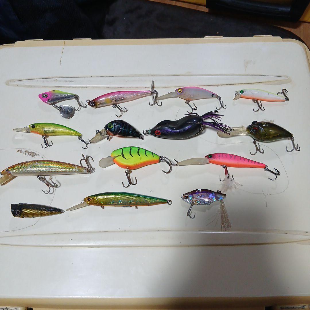 バス釣り引退セット250000セットはワームも込みになります。