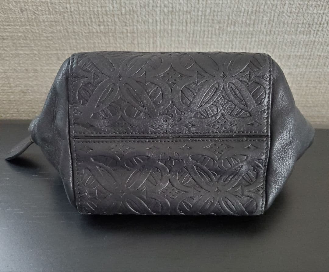 ロエベ　正規品　メイクポーチ　コスメポーチ　小物入れ