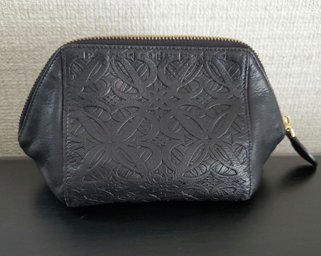 ロエベ　正規品　メイクポーチ　コスメポーチ　小物入れ