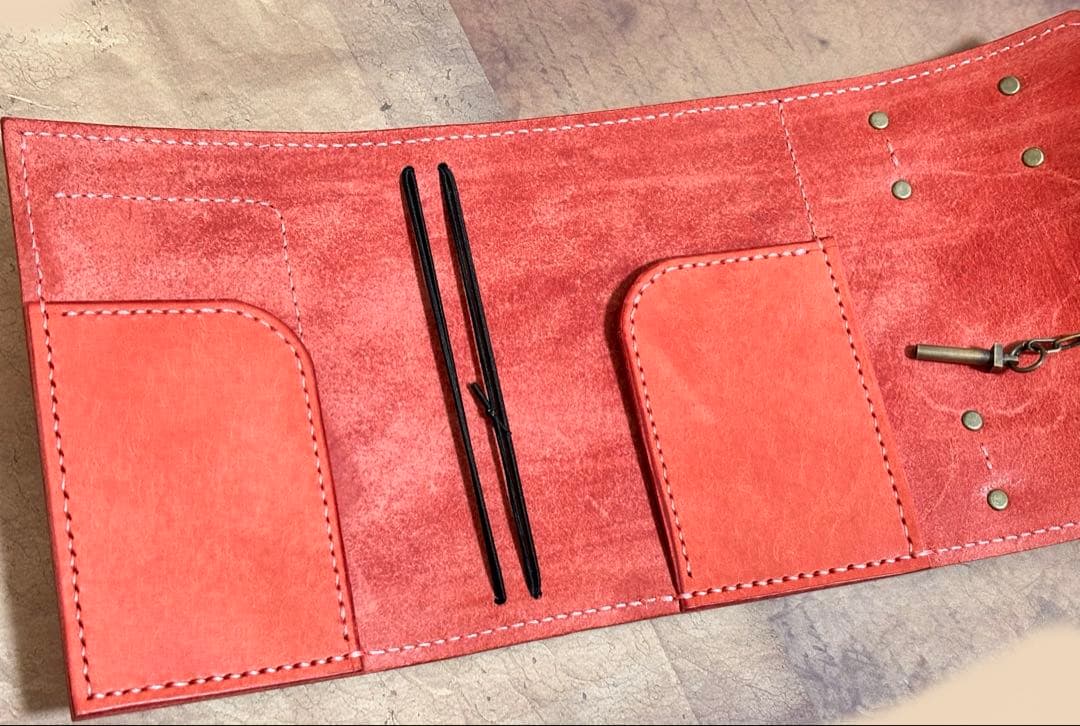 イタリアンレザー　パスポートサイズ　トラベラーズノート カバー　アンティーク調