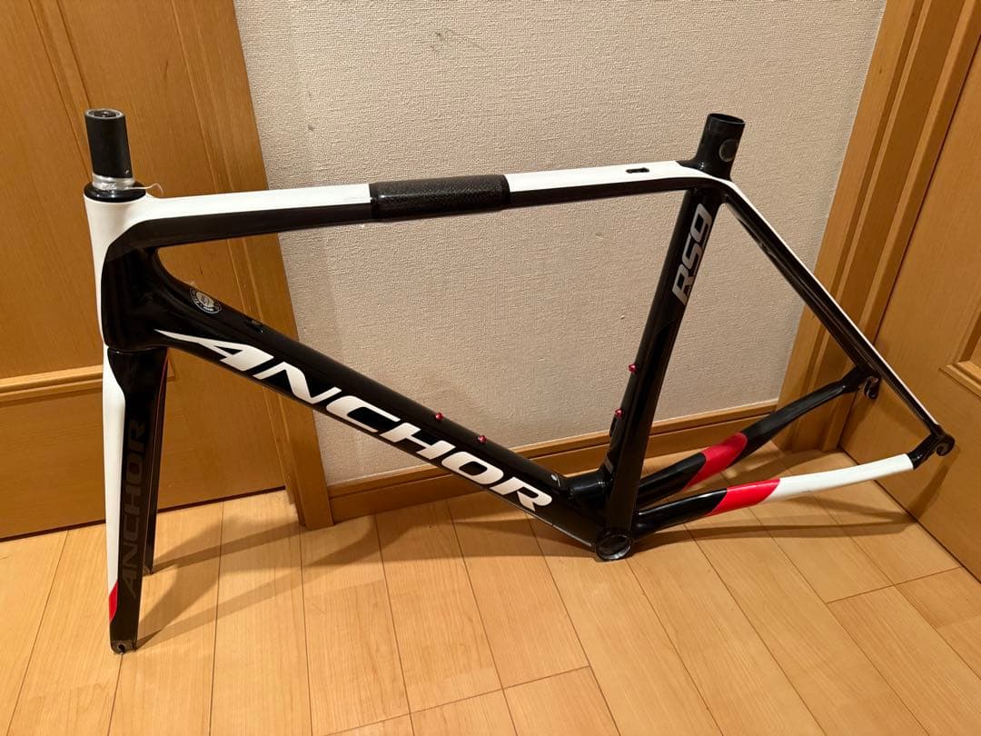 お年玉最終値下げ BRIDGESTONE ANCHOR RS9 カーボンフレーム