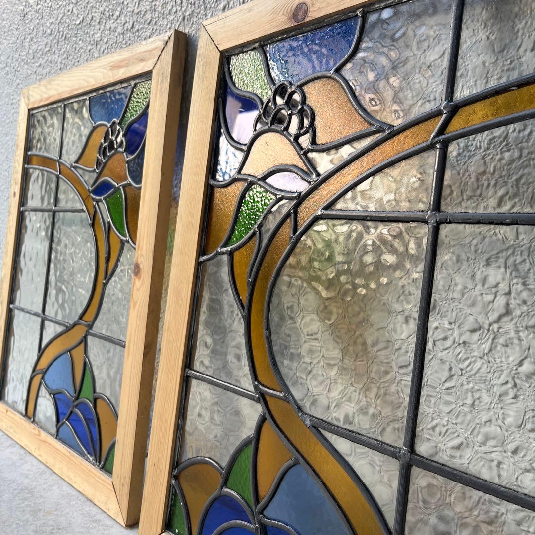 【直接引き取りも可】イギリス輸入品　アンティークのステンドグラス　2枚セット