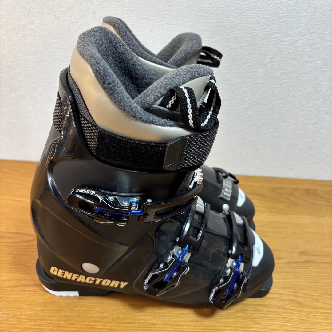 比較的綺麗　23年モデル　ゲン（GEN） スキーブーツ 27-27.5cm