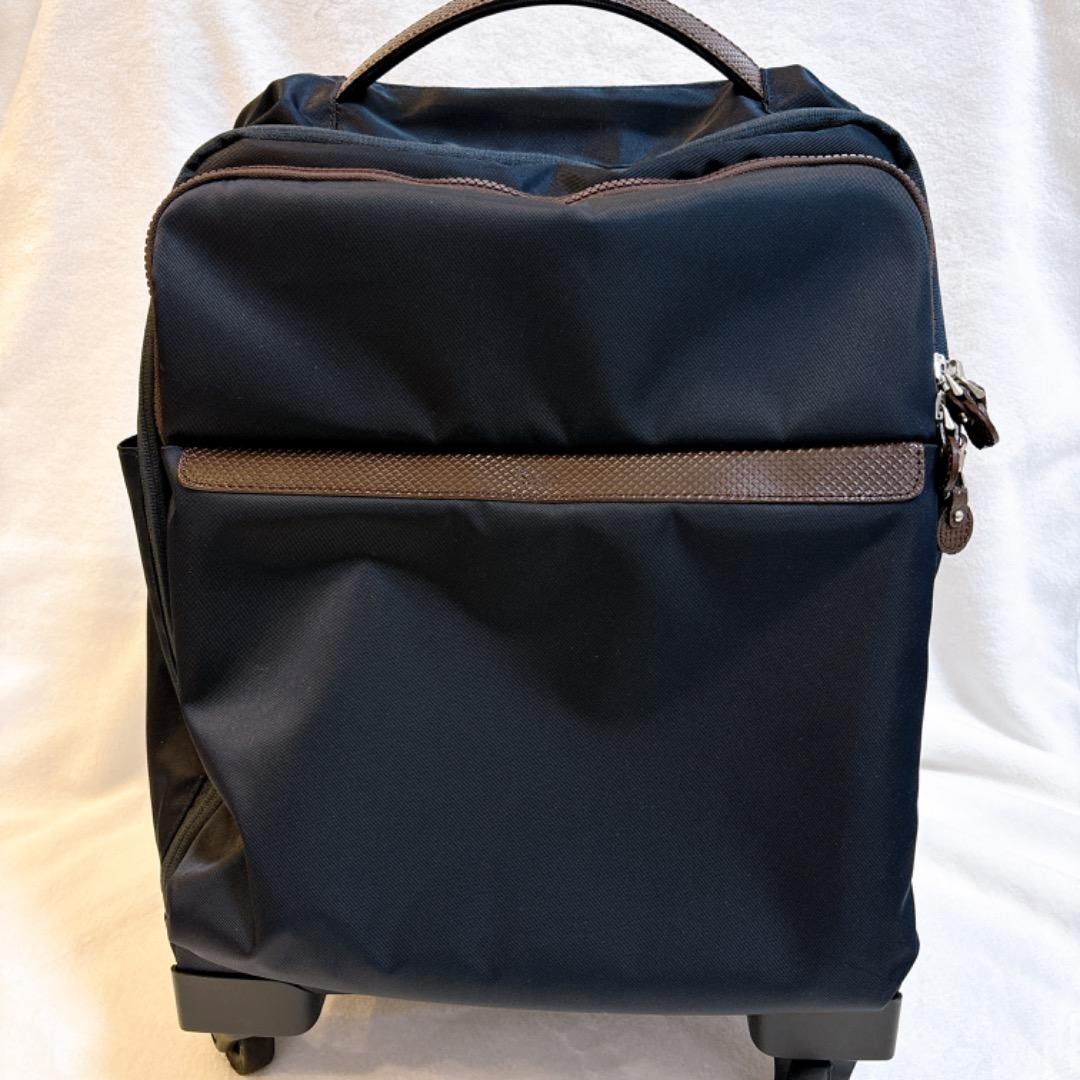 【未使用級✨】カナナプロジェクト　ナイロンキャリーケース　旅行鞄　バッグ　機内