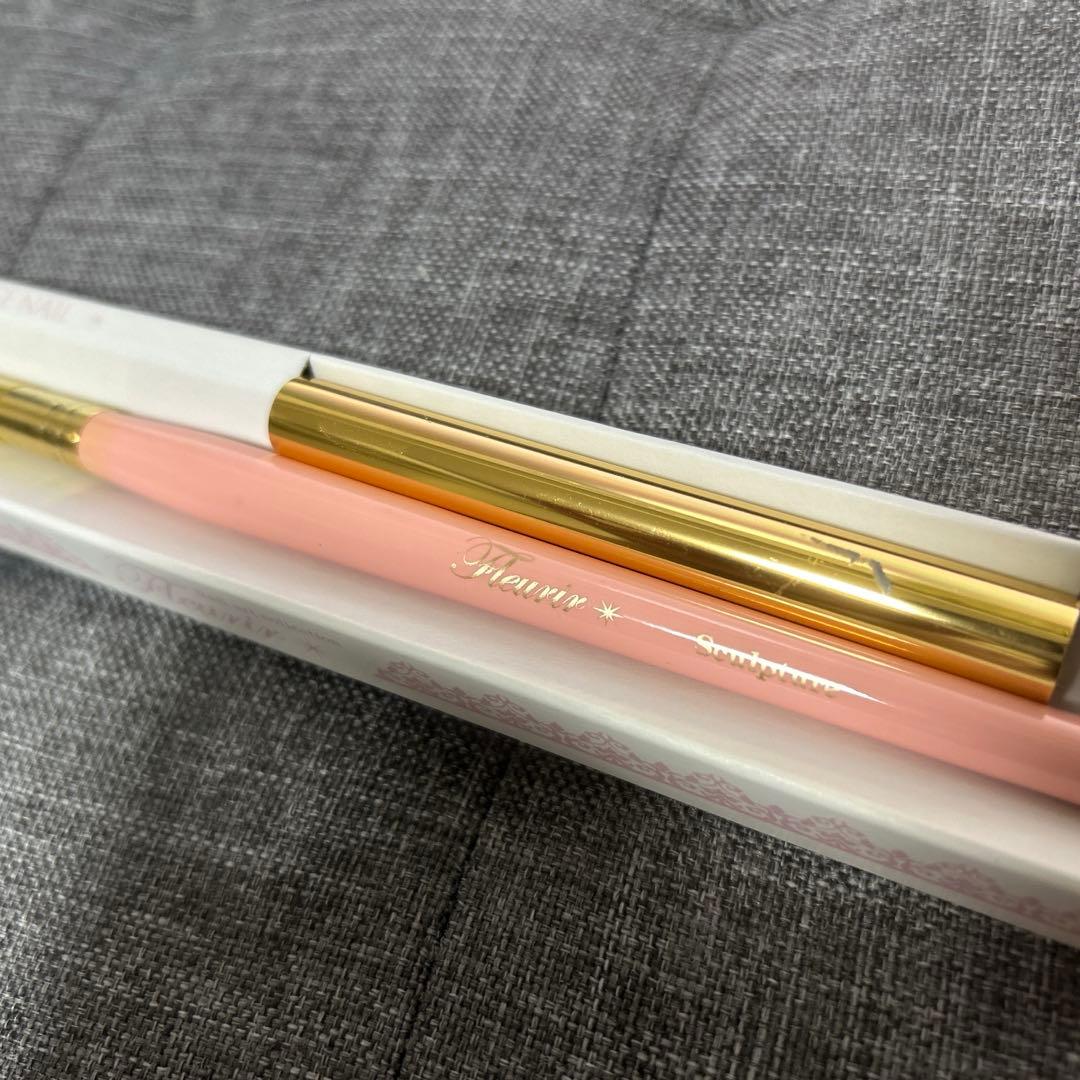 フルーリア スカルプチュアブラシ 21mm コリンスキー 廃盤品 - メルカリ