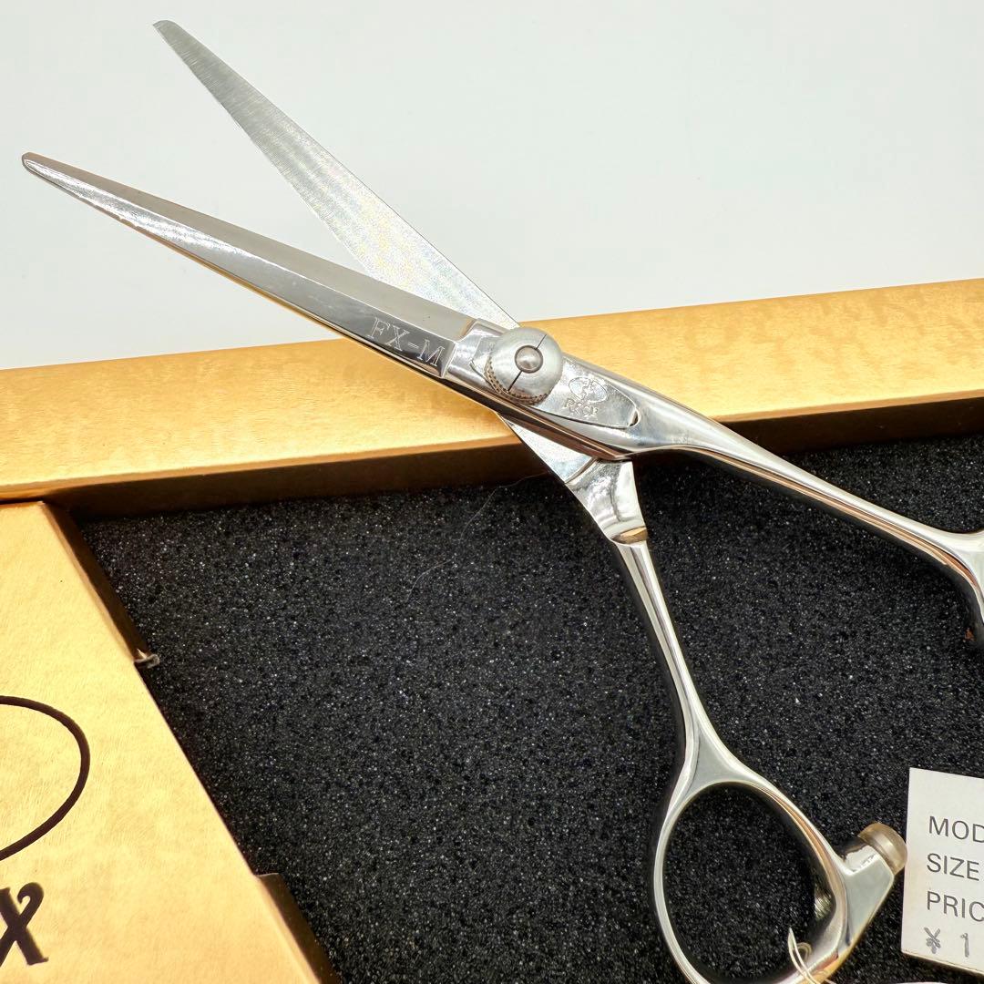 柳生 YAGYU REOX FX-M 5.5 シザー 美容師 理容師 右利き