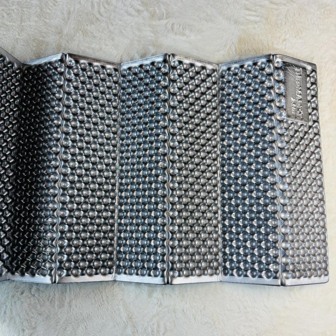 THERMAREST Zライトソル R値2.0 日本正規品 USA製