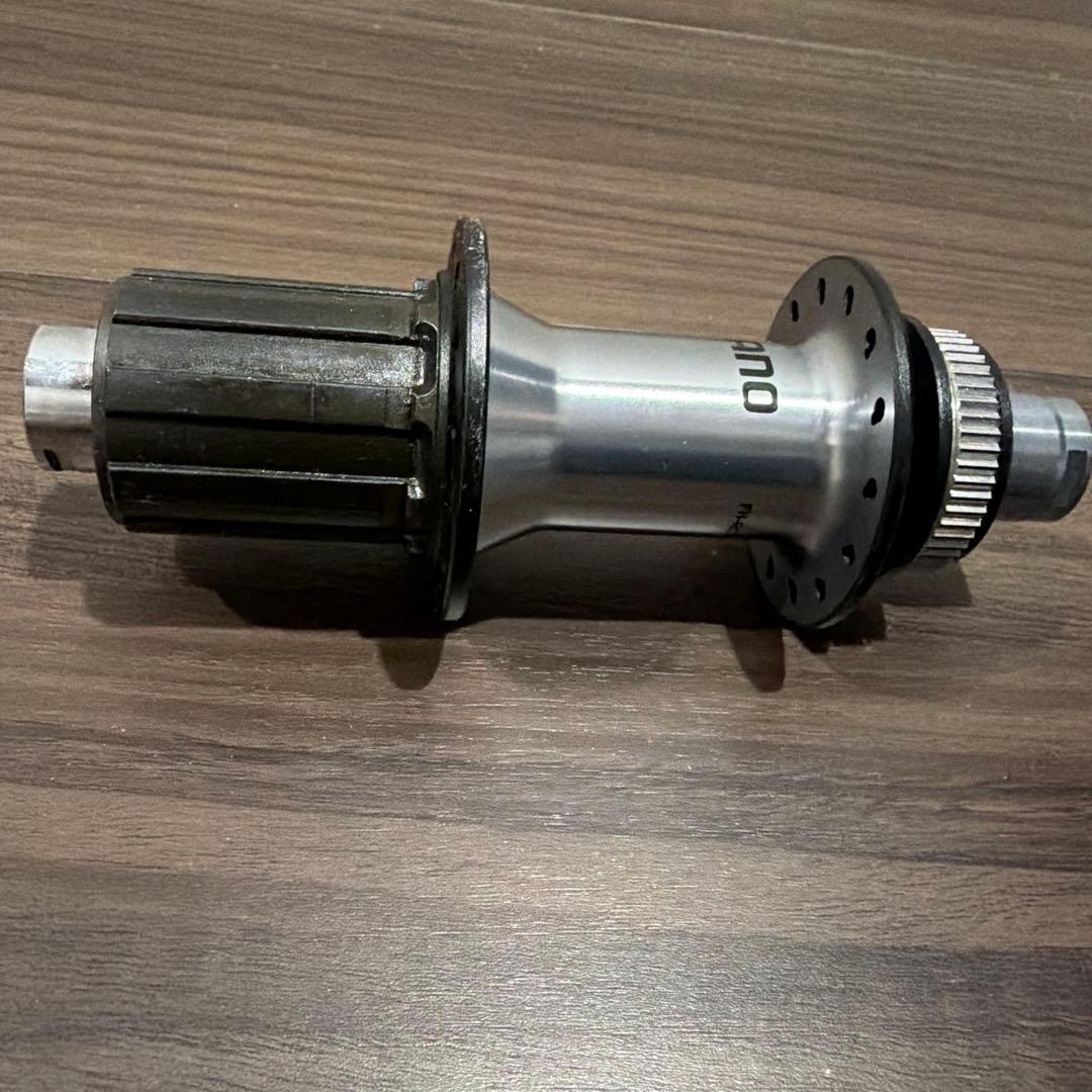 新品シマノ FH-RS770 12mmEスルー OLD:142mm