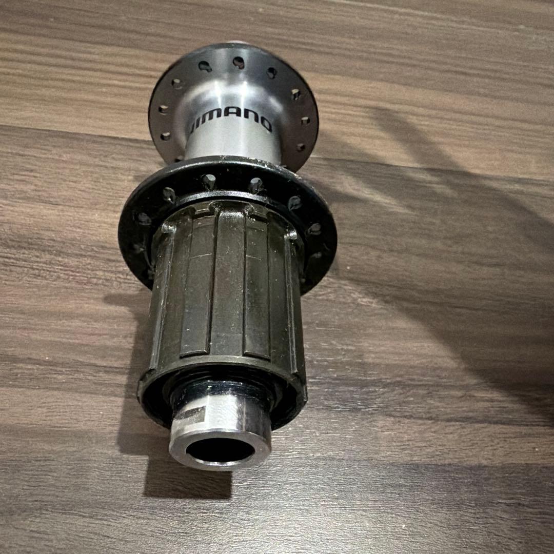 新品シマノ FH-RS770 12mmEスルー OLD:142mm