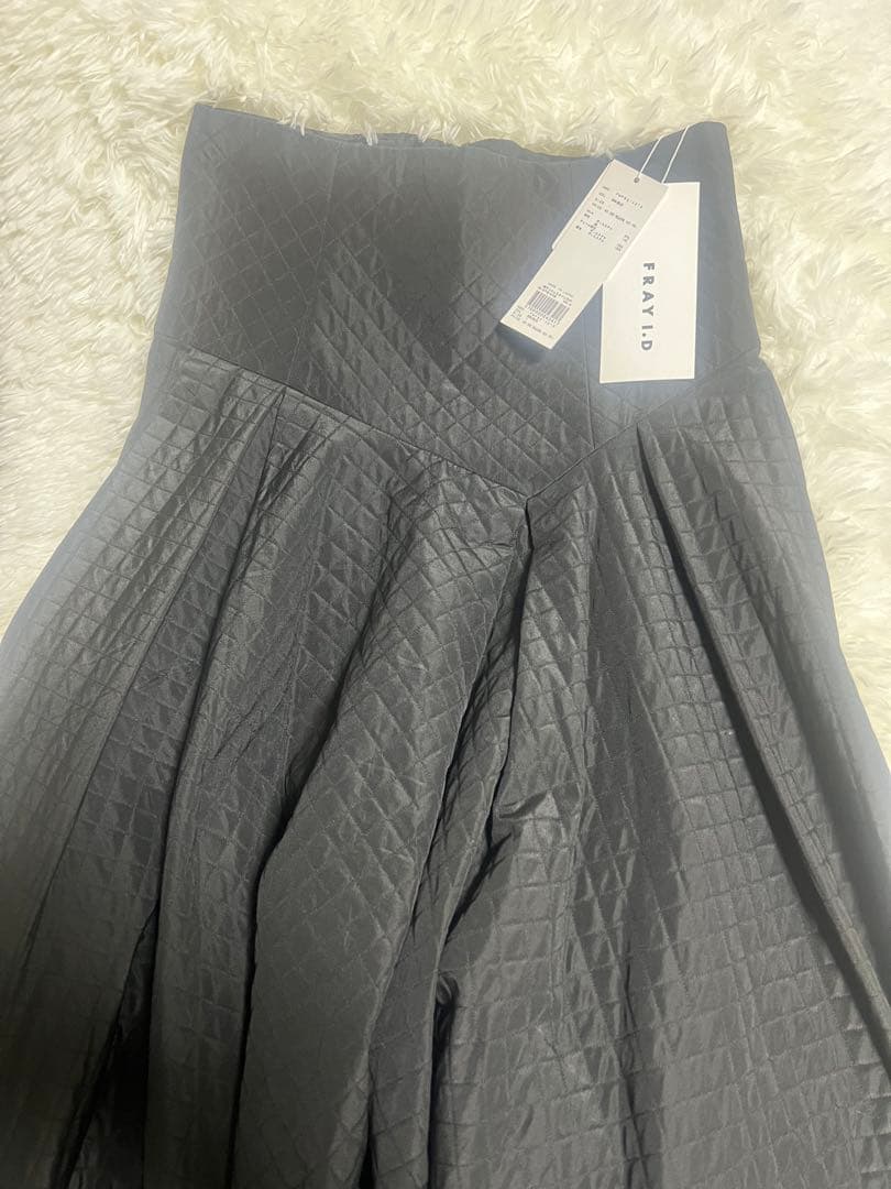 FRAY.ID フレイアイディー　キルティングスカート 未使用タグ付