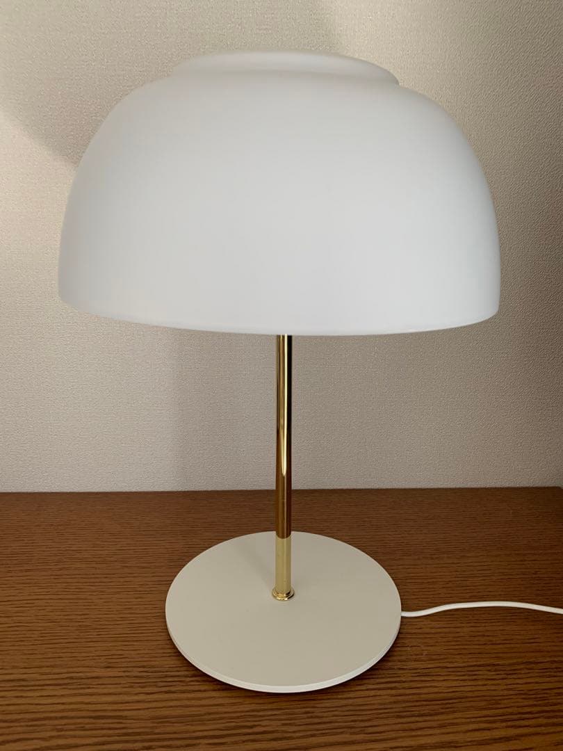 ガラスシェード　テーブルライト