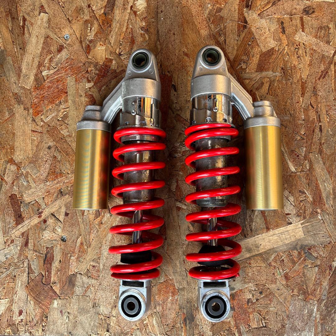 CB1300SF リアサスペンション純正SC40 ショーワ リアショック