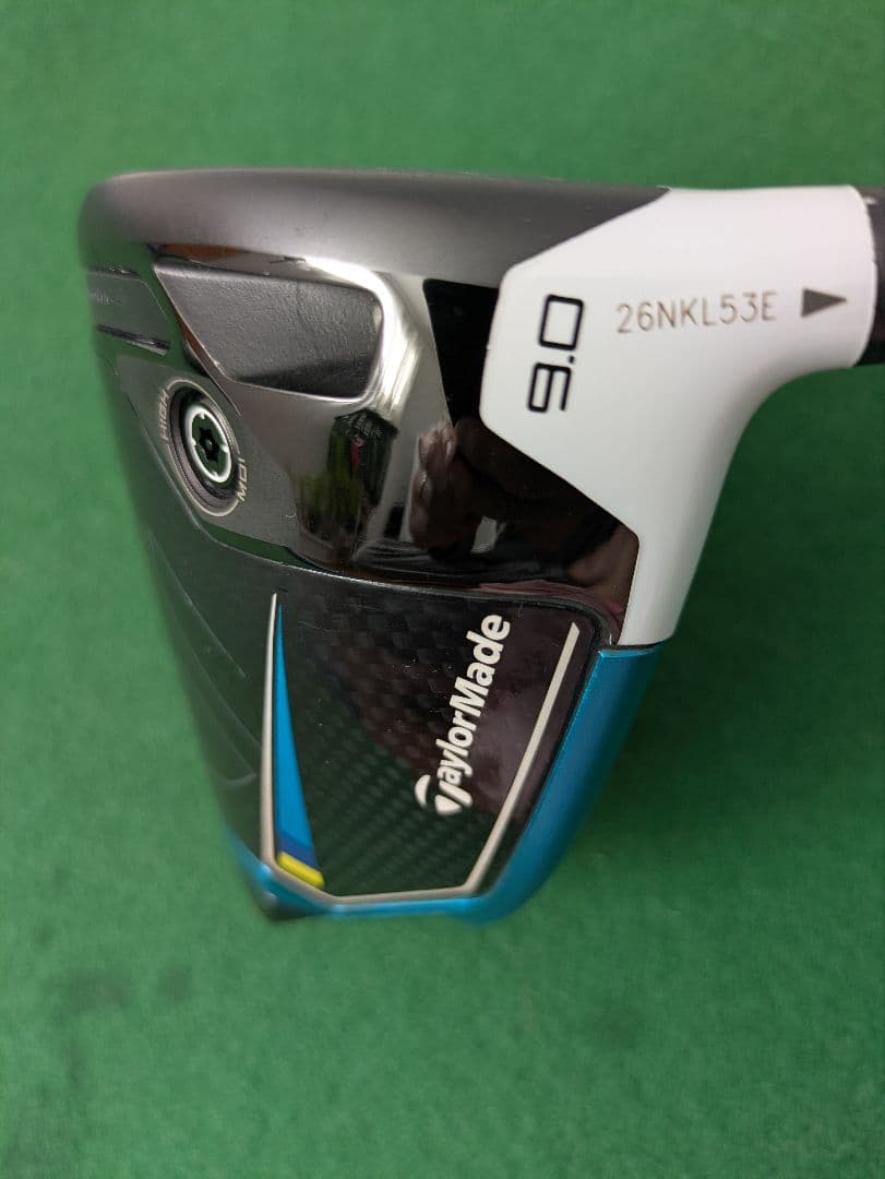 ヘッド単品　美品　Taylor Made ドライバーSIM2MAXロフト9°