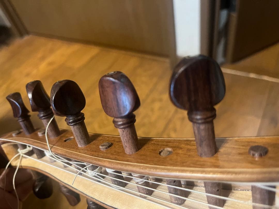 【トルコ製・ハンドメイドウード】Mustafa Copcuoglu作・ケース付き