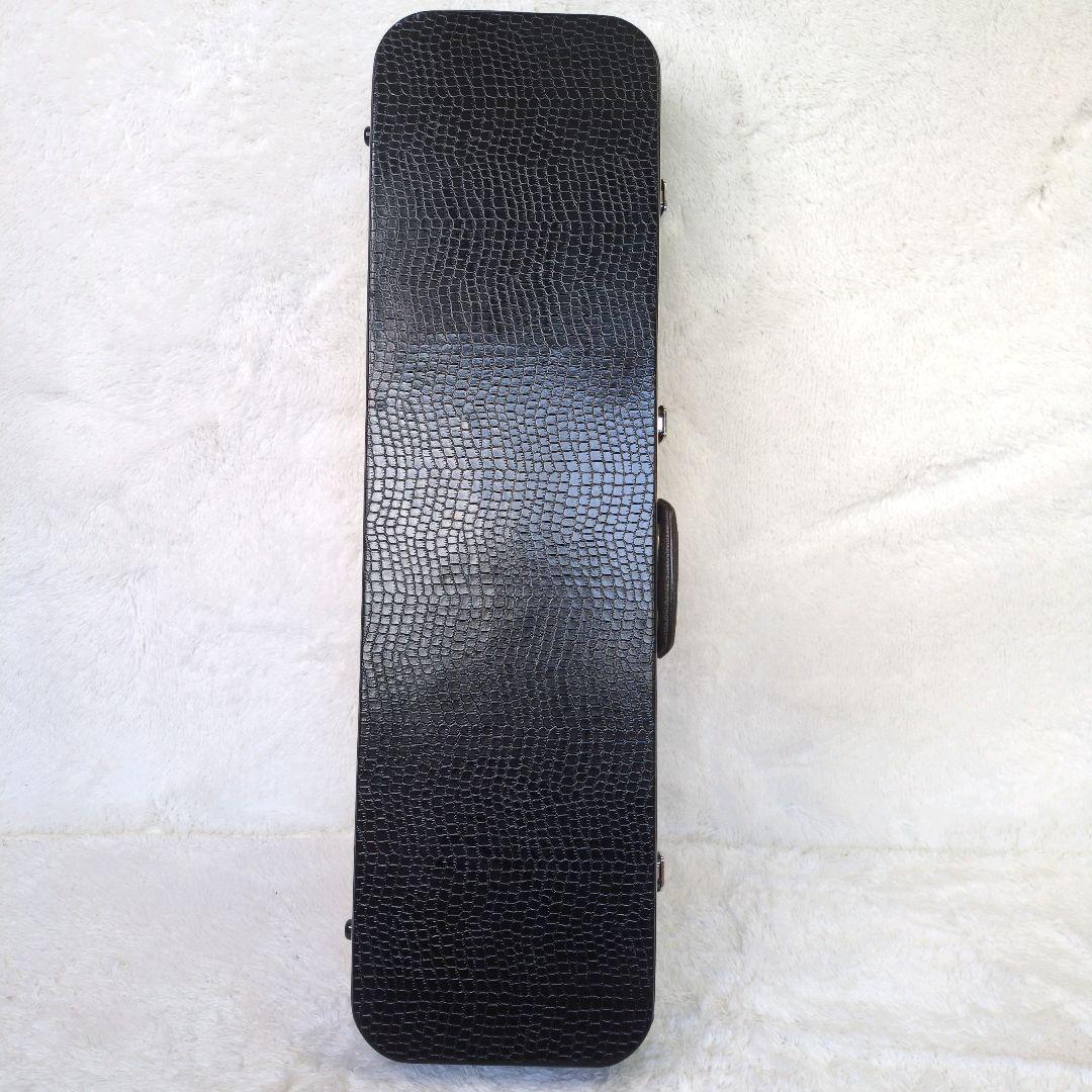 美品 沖縄三線 人工皮 蛇柄 弦楽器 琉球 黒塗り ケース付 初心者 入門モデル