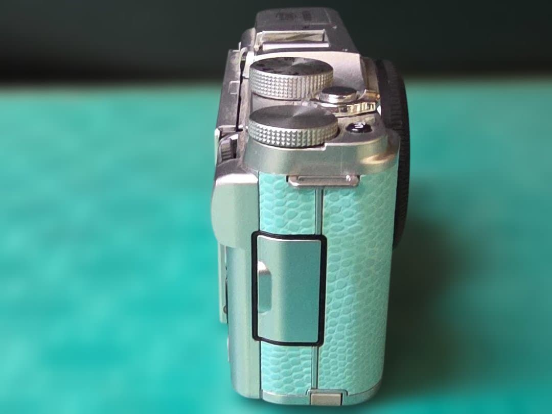 富士フィルム X-A2 ミントグリーン 超希少カラー - メルカリ