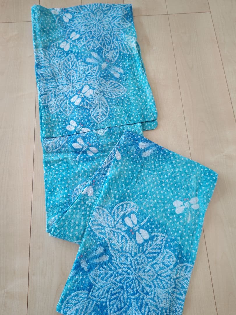 有松鳴海絞り　綺麗な水色に珍しいトンボ柄　爽やかなお品