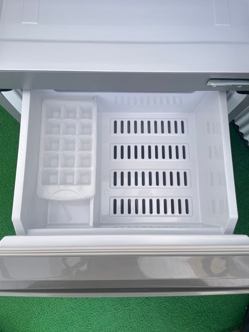 837 アクア ブラッシュシルバー2ドア冷蔵庫 一人暮らし 単身 大容量冷凍室