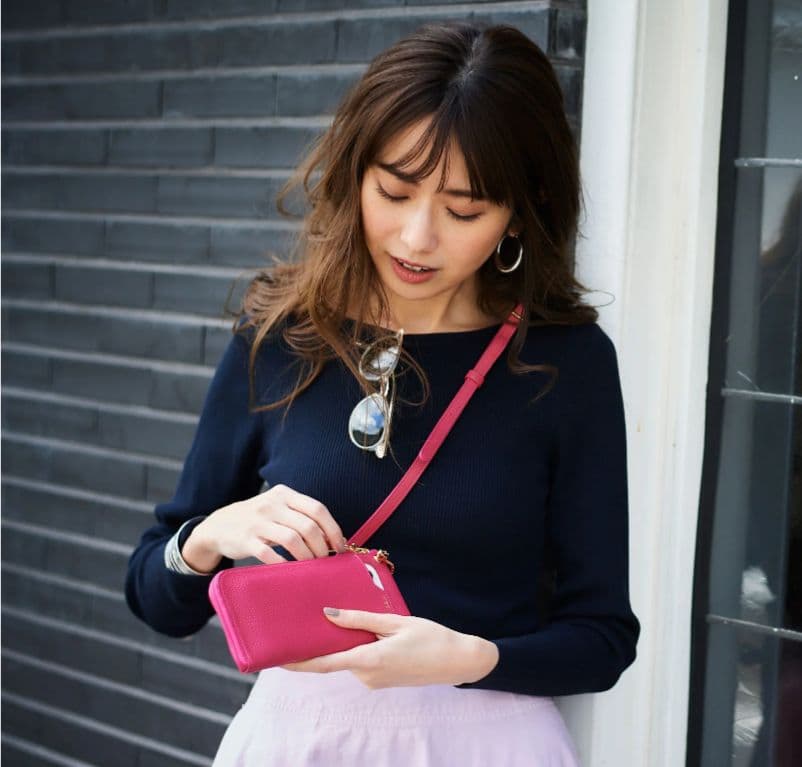 ATAO アタオ バティ バッグにもなる長財布 マゼンタ - メルカリ