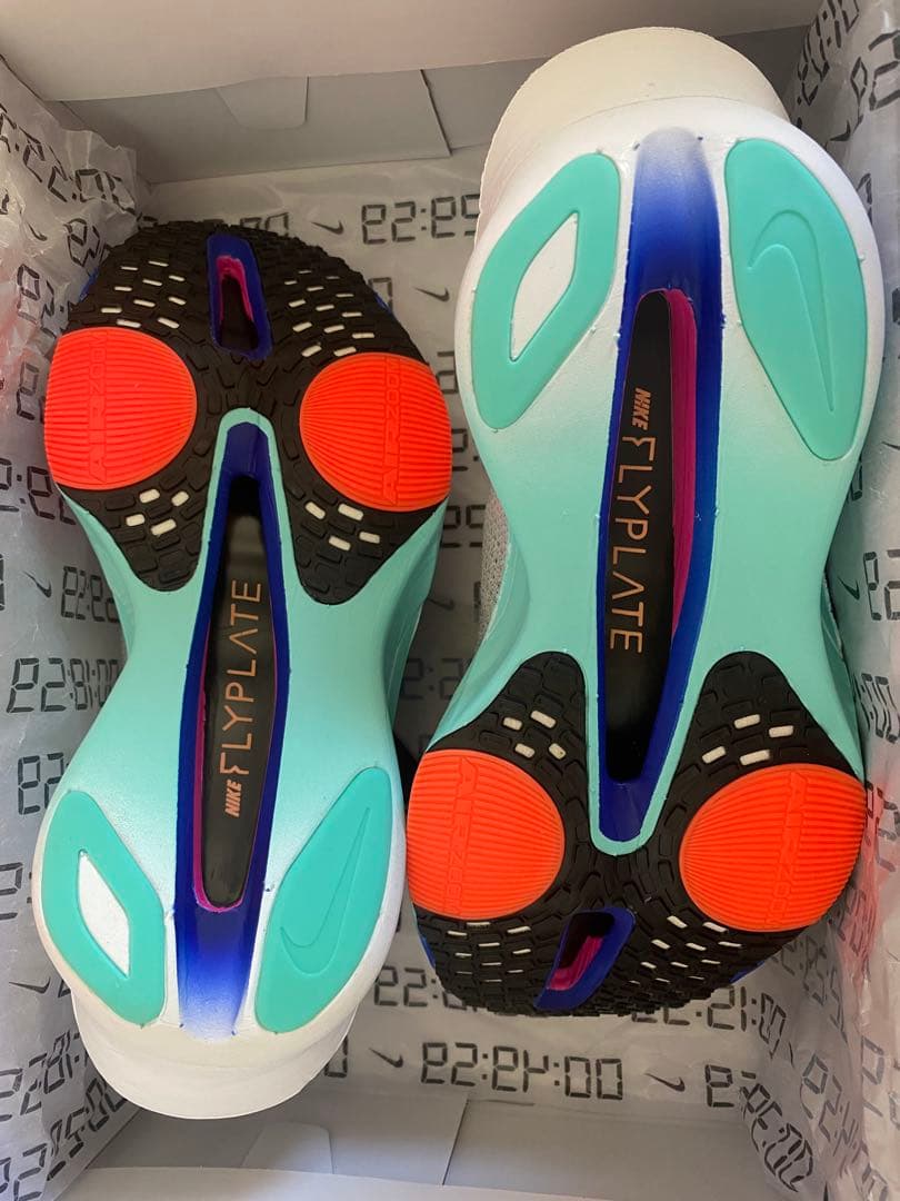 新品未使用　ナイキ アルファフライ 3 25.5cm FD8311-104