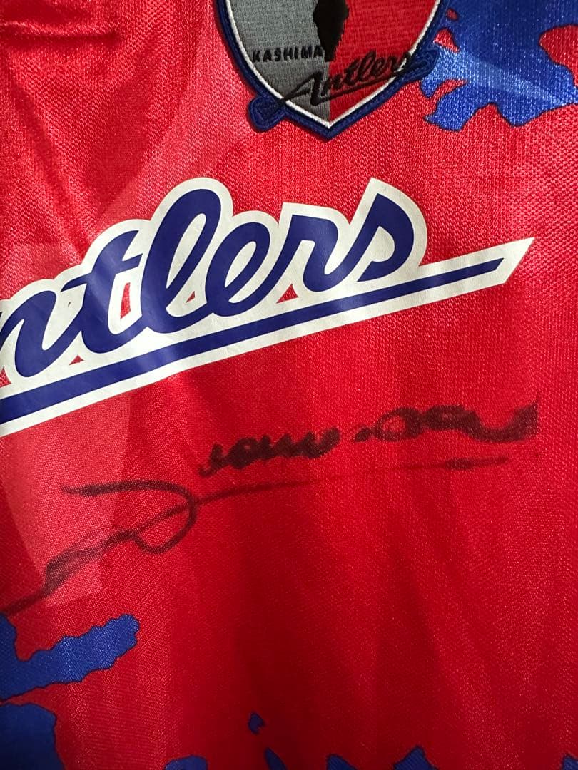 最終値下げ 美品激レア 鹿島アントラーズレオナルド直筆サイン入りユニフォーム