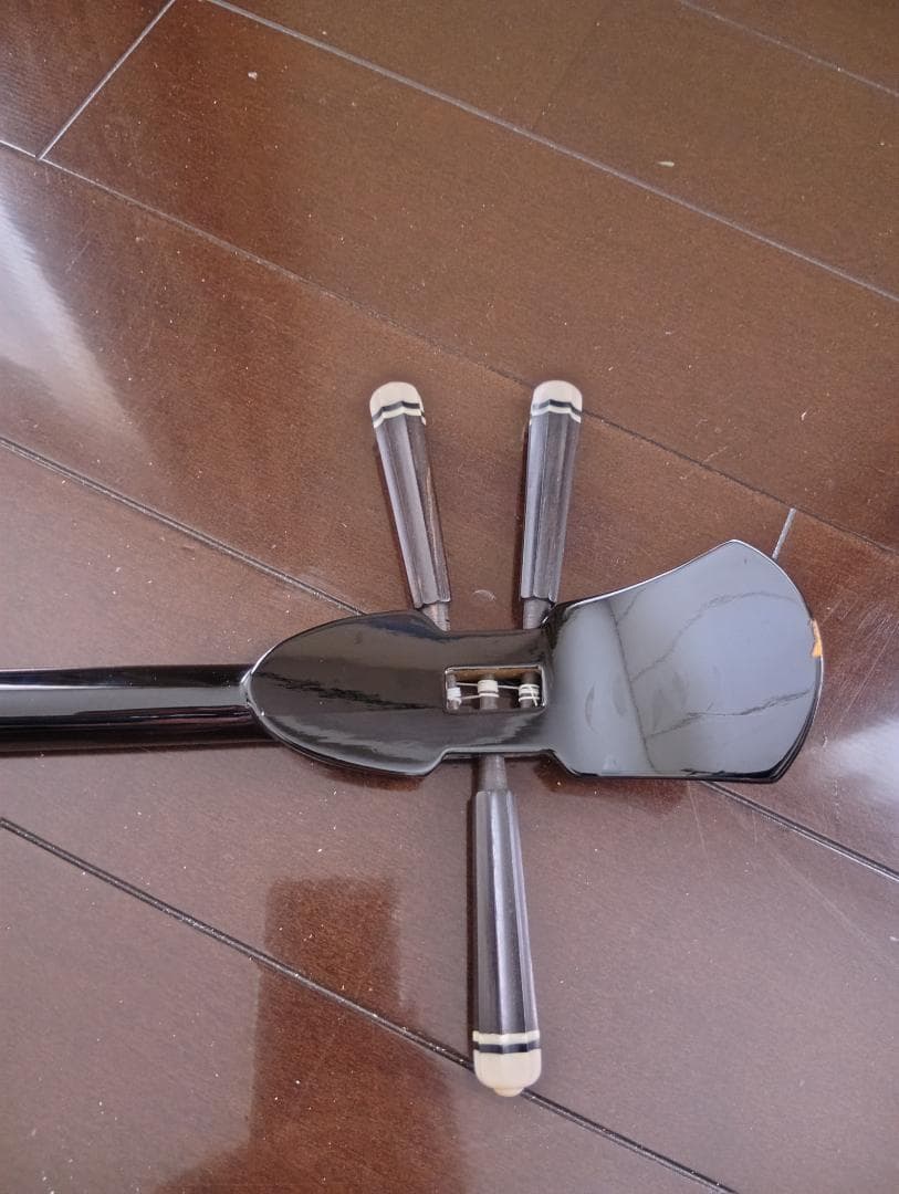 【中古・美品】沖縄 三線 本革 本蛇皮 和楽器 ハードケース＋付属品付