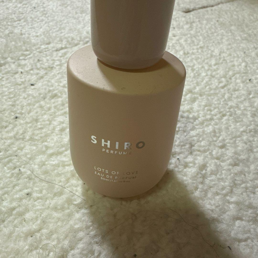 SHIRO LOTS OF LOVE 香水
