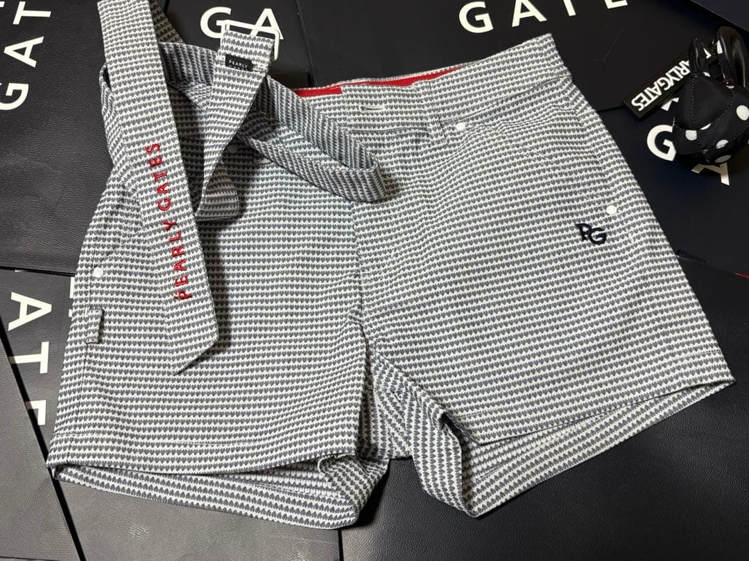 PG レディース ゴルフパンツ 白黒ストライプ