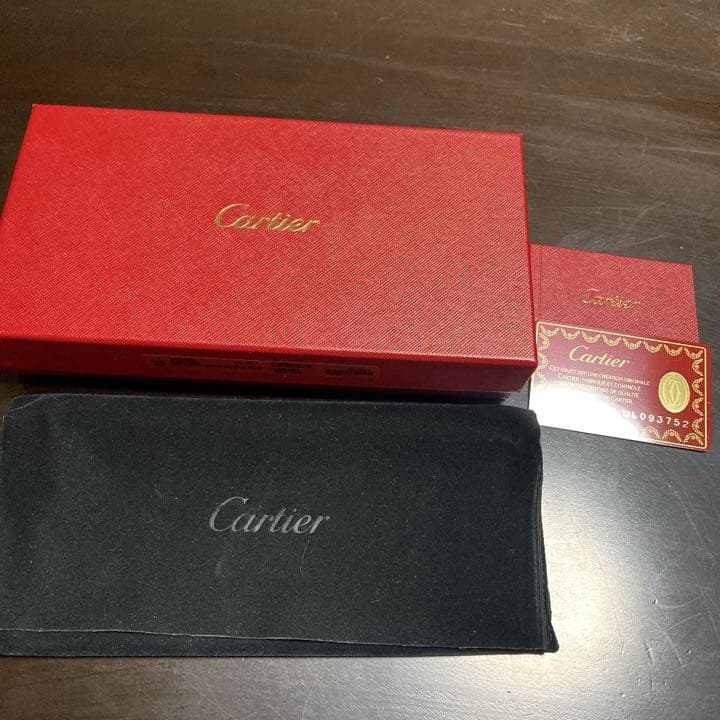 カルティエ　長財布　ピンク