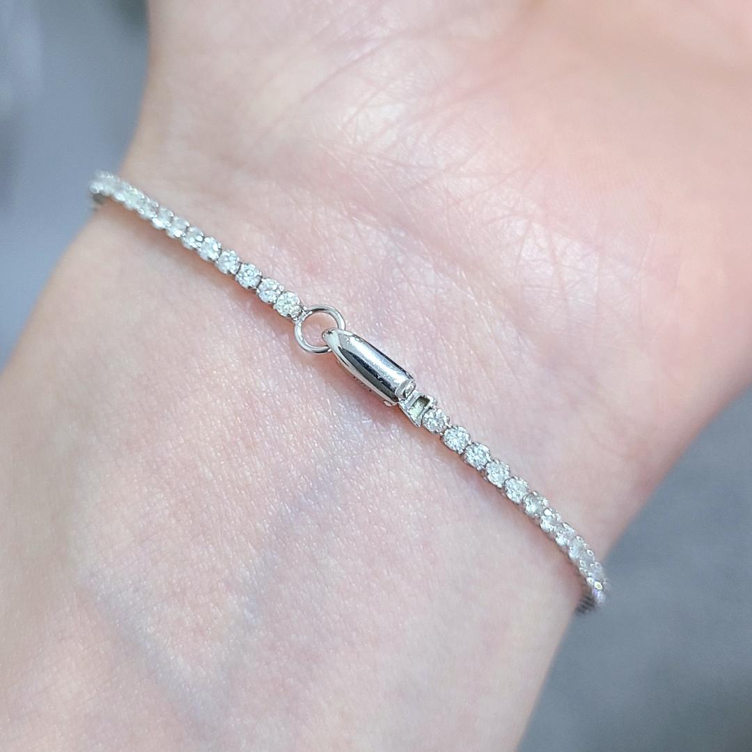 永遠の定番！白系 1.6ct　ダイヤモンド K14 WG テニスブレスレット 鑑