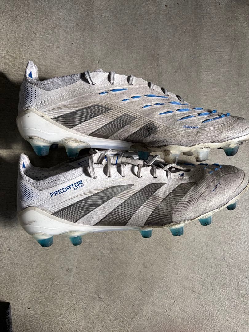 Adidas Predator サッカーシューズ スパイク ホワイト