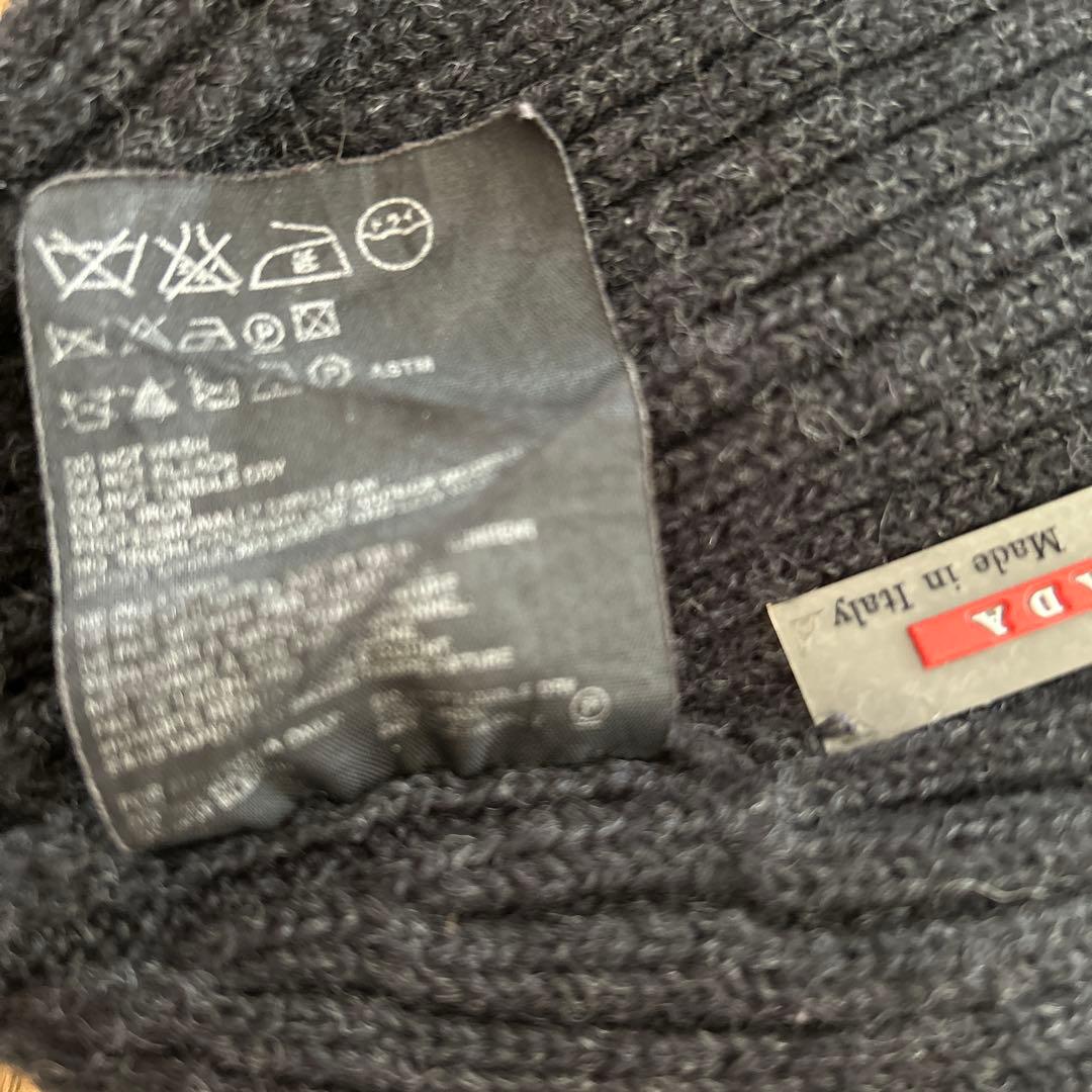 プラダスポーツ　ニット帽　ダークグレー