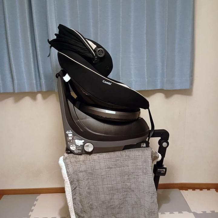 【美品】コンビ クルムーヴスマートISOFIXエッグショックJJ-650Ltd⭐︎