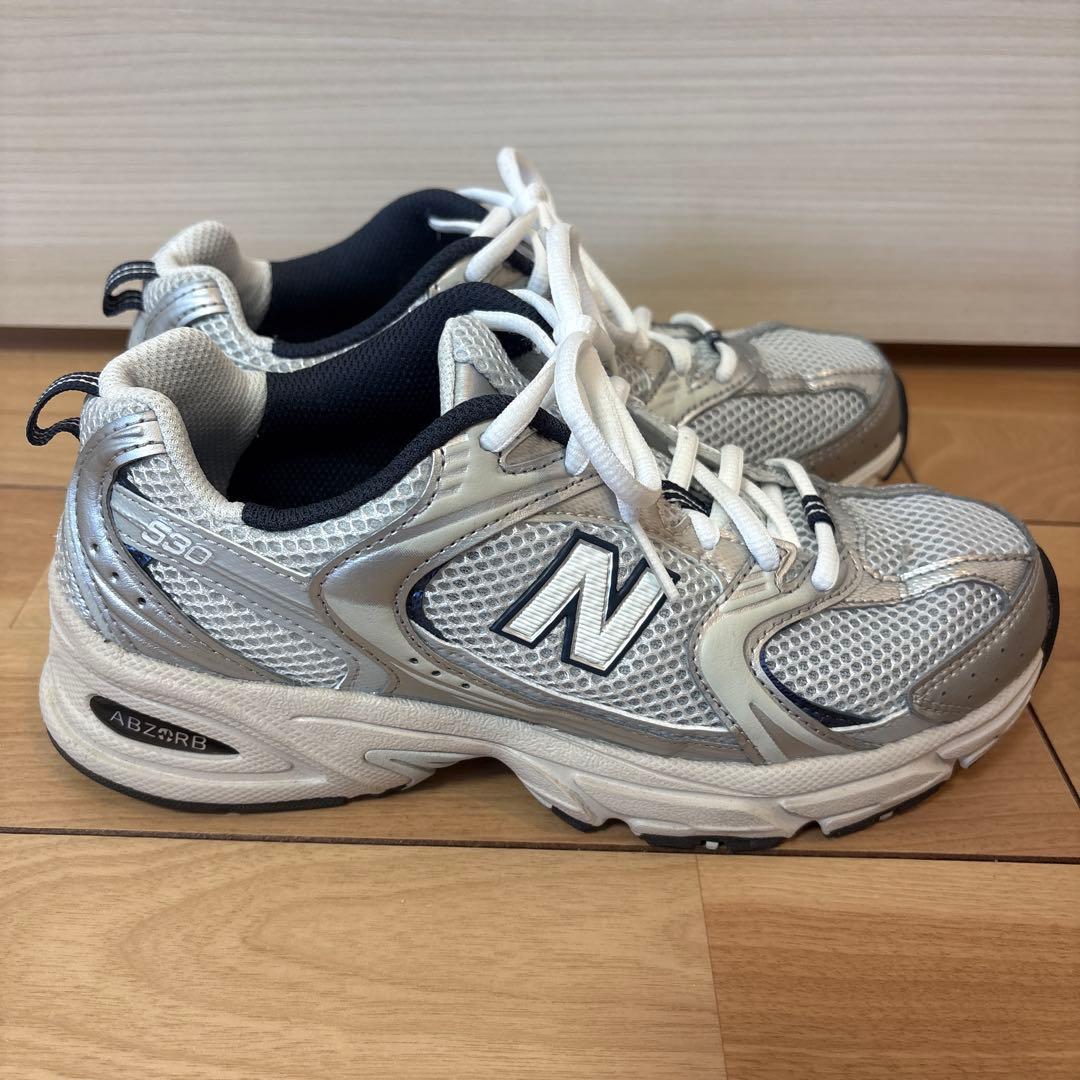 ニューバランスMR530KA 23.5cm