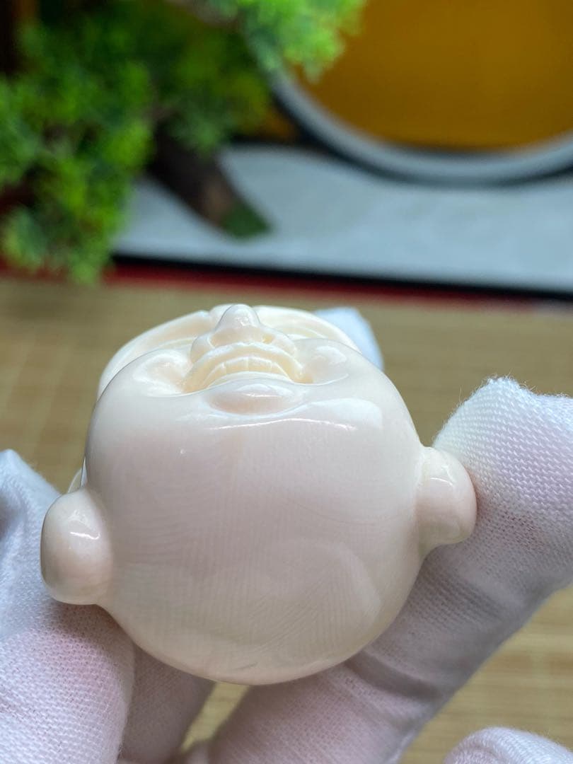天然マンモス牙美しい手作り彫刻 弥勒仏頭 保健球