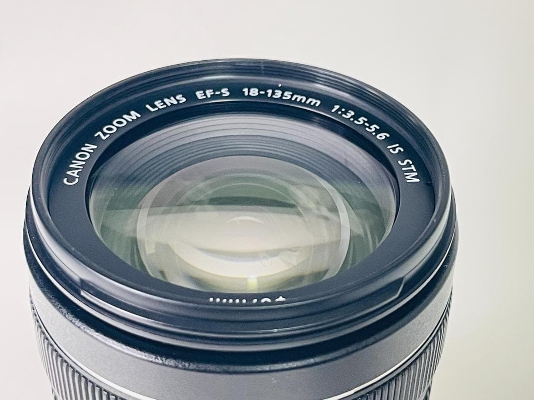 Canon キヤノン EF-S 18-135mm F3.5-5.6 IS STM
