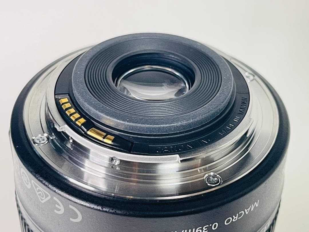 Canon キヤノン EF-S 18-135mm F3.5-5.6 IS STM