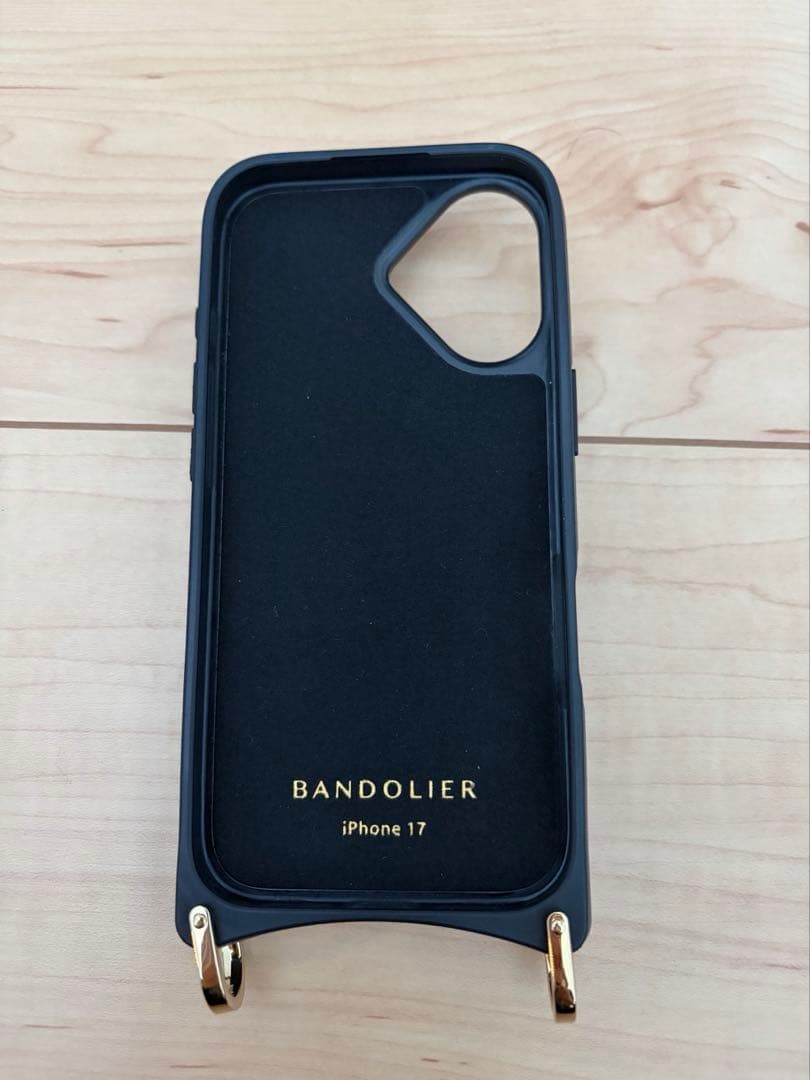 BANDOLIER iPhone17 ケース