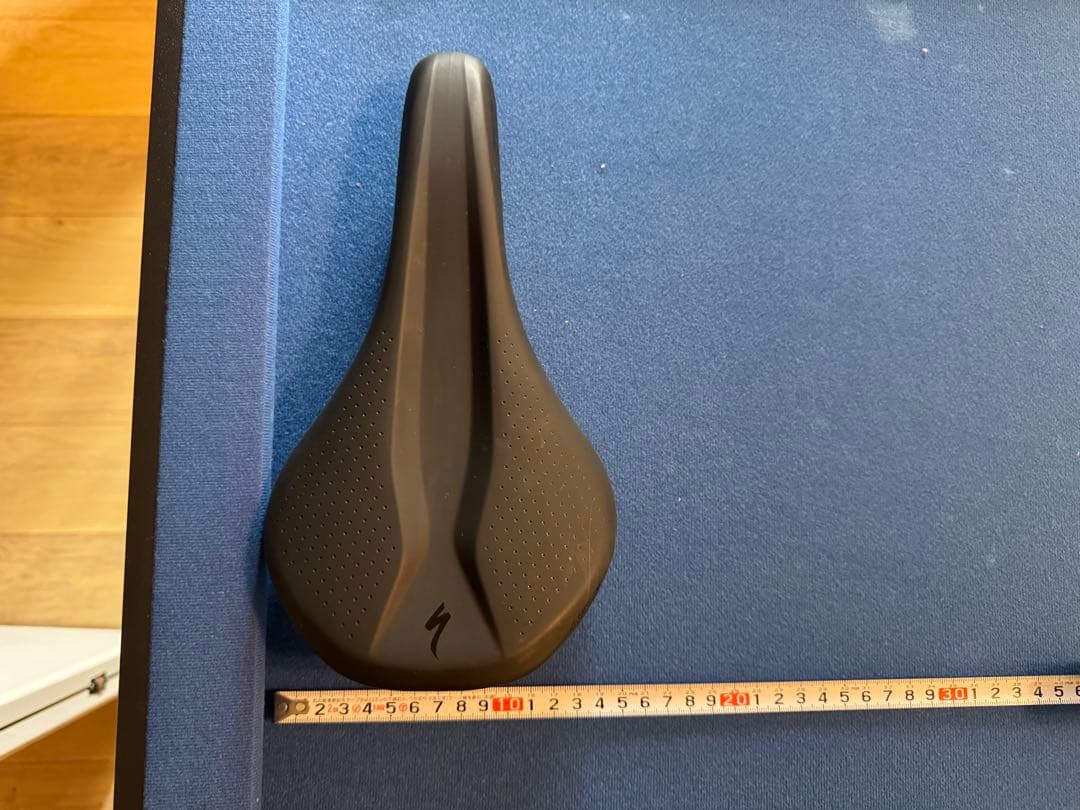 Specialized Bridge Comp サドル(シート)