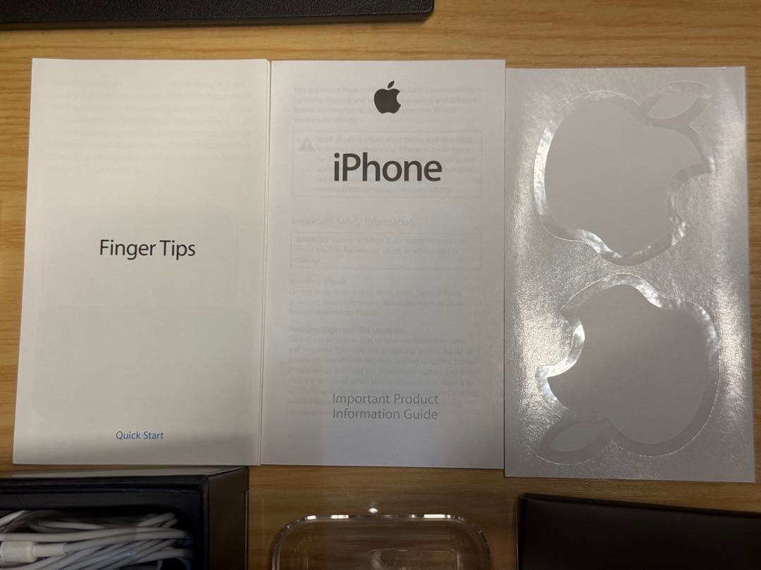 iPhone 2G 箱付属品付き シリアル番号一致 美品 日本未発売 初代