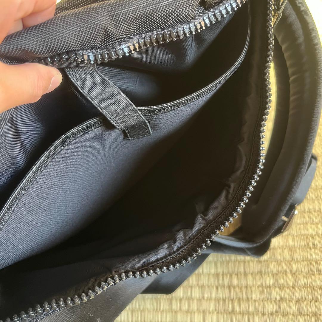 visvim メッセンジャーバッグ 黒　キルティング