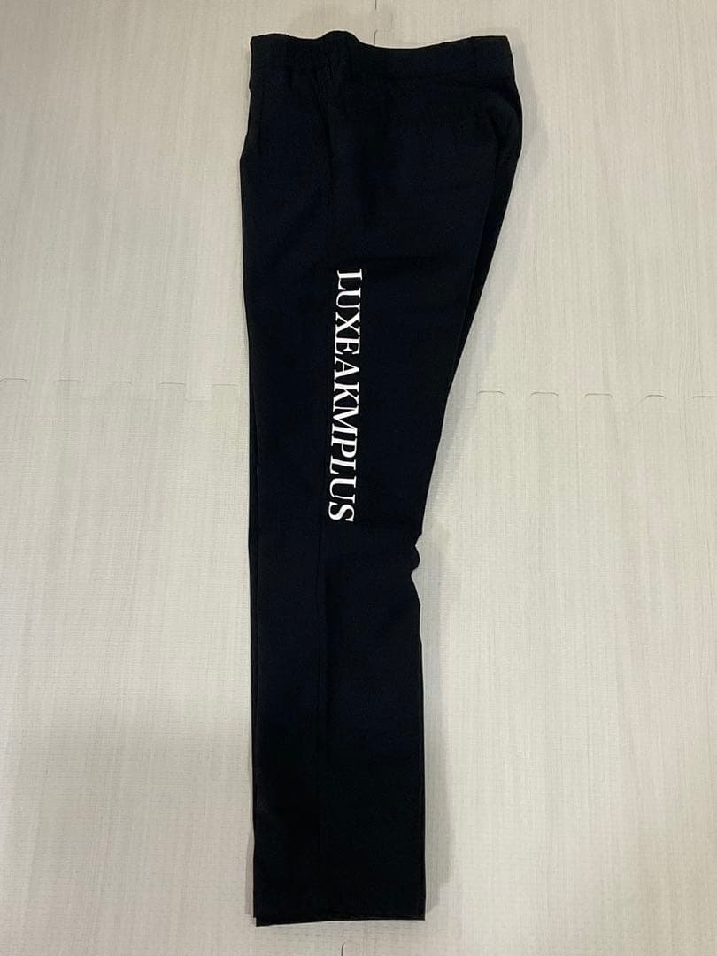 LUXEAKMPLUS サイドロゴ スーパーストレッチパンツ