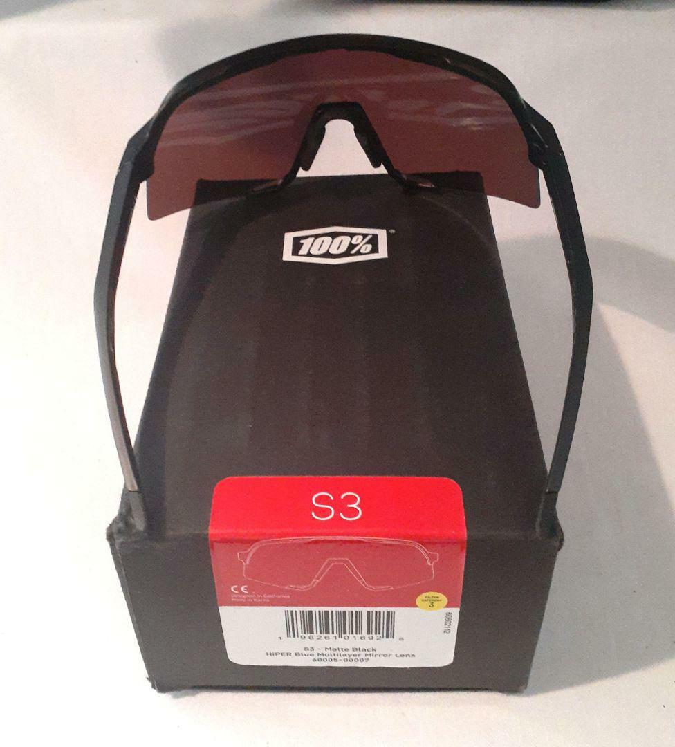 100% S3 ブラック ブルーミラーレンズ ワンハンドレッド サングラス