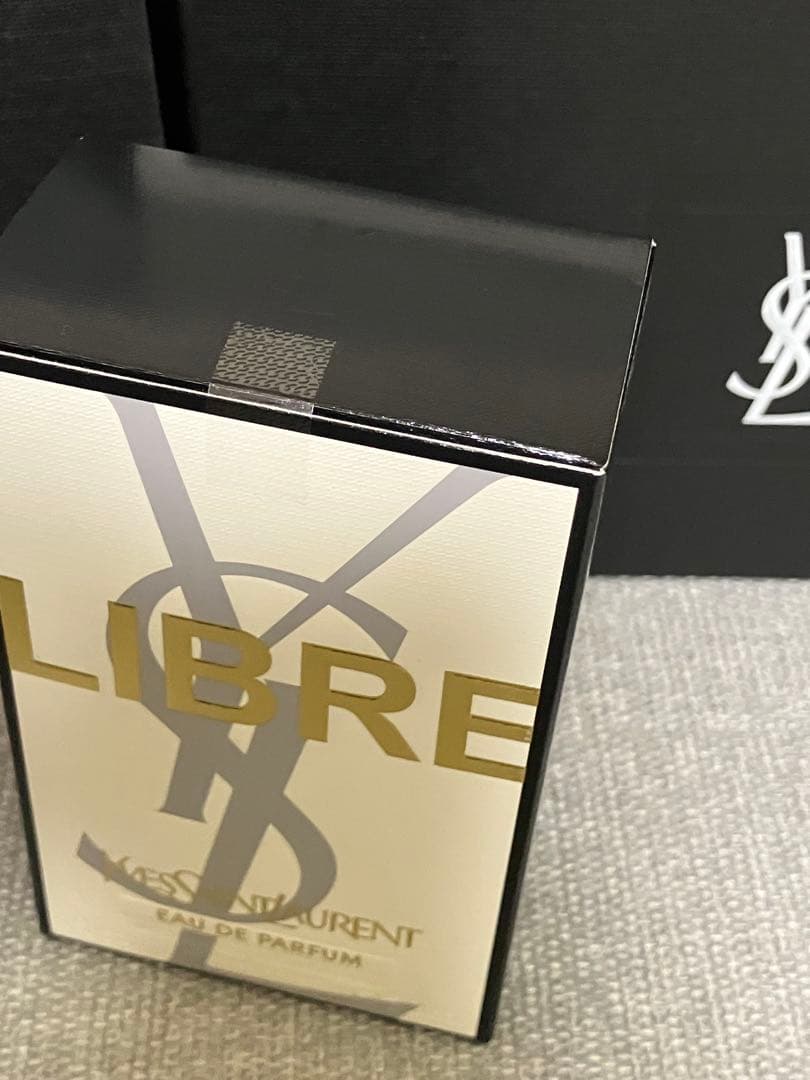 新品未使用　イヴサンローラン　リブレ　オーデパルファム　30ml