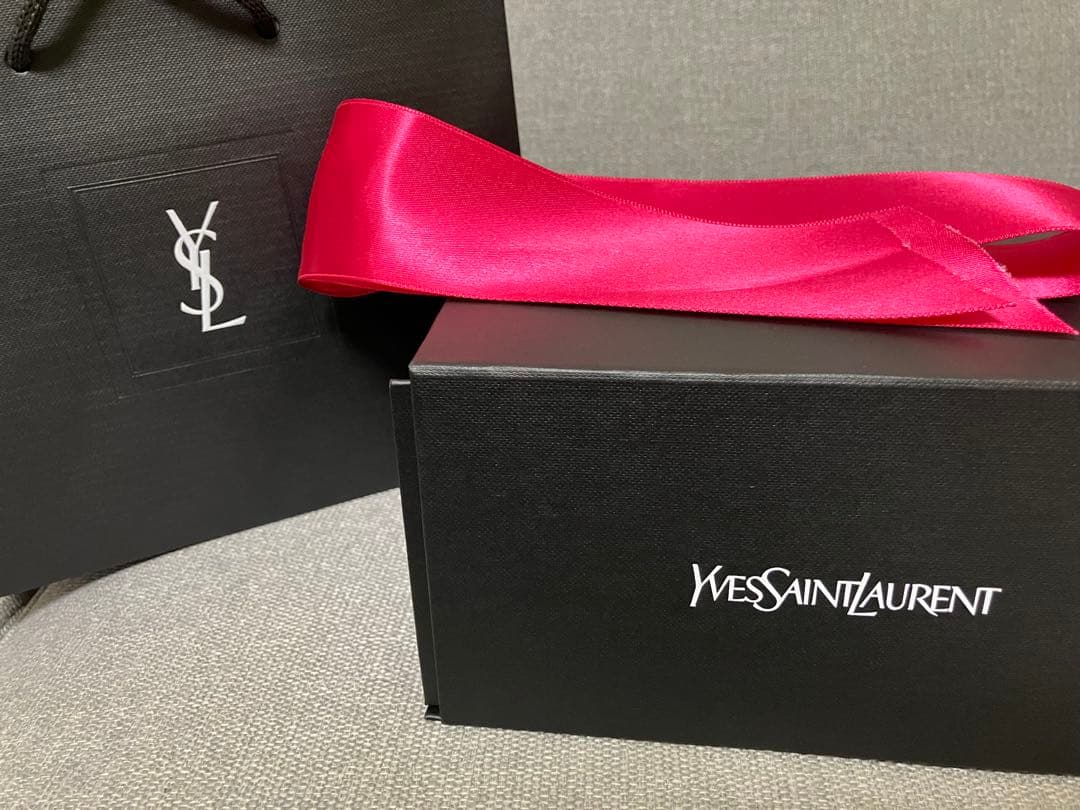 新品未使用　イヴサンローラン　リブレ　オーデパルファム　30ml