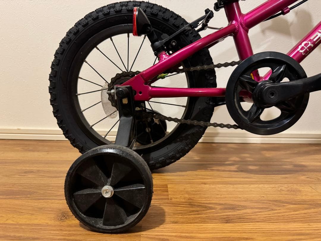 ヨツバサイクル YOTSUBA ZERO 14インチ ピンク 補助輪付き