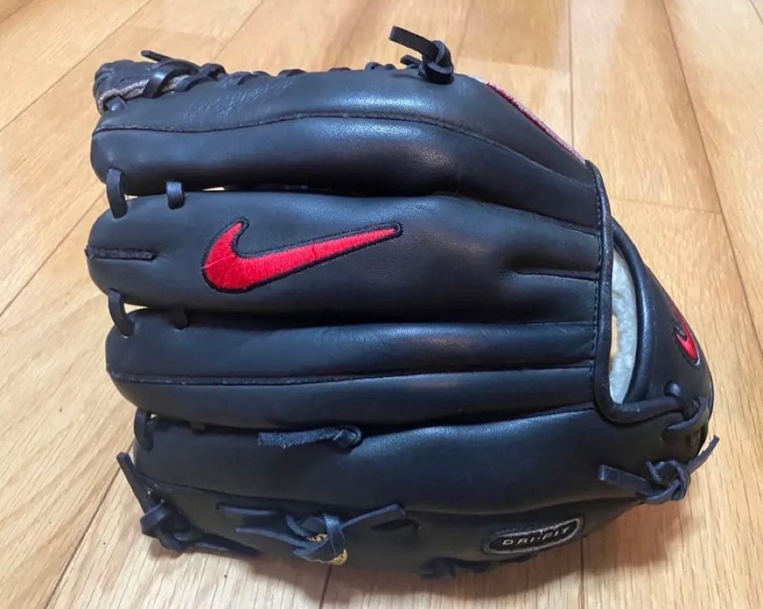 ナイキ　PRO GOLD 1150 硬式用　右投げ用