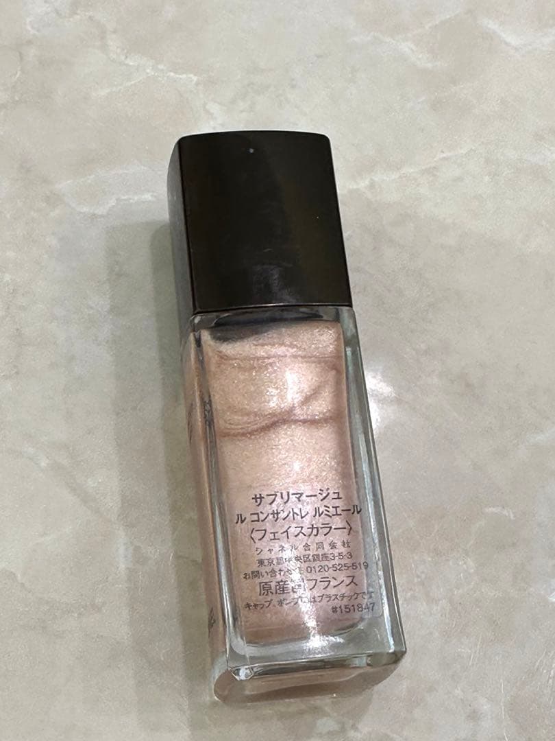 CHANEL サブリマージュ　リキッドハイライター